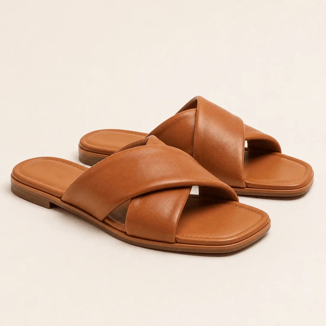 Solene Minimal Leather Slide