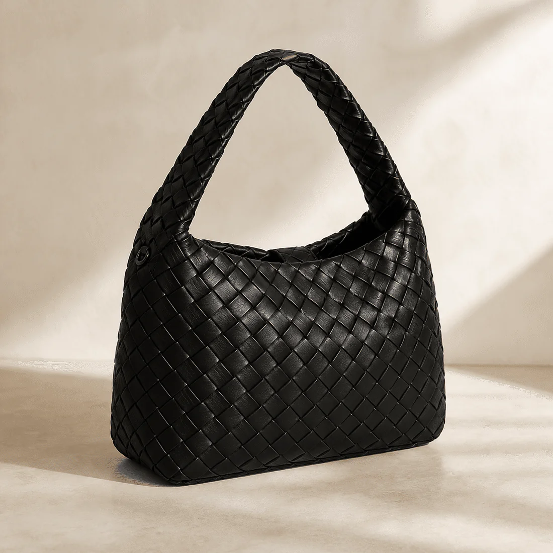 Violette Woven Handbag